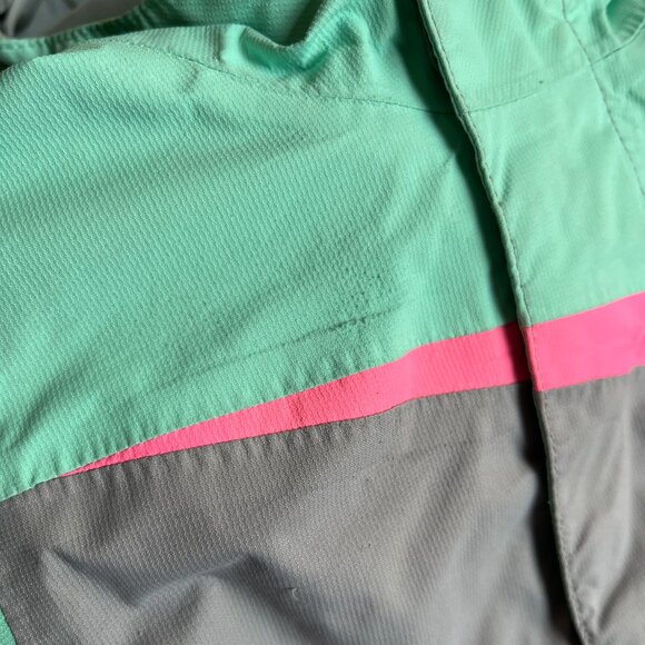 The North Face mint and pink shell jacket 2T - Picture 14 of 16
